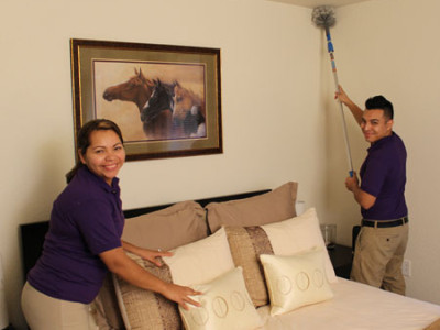 Hire Professionally Trained House Cleaners